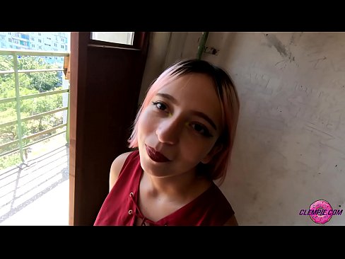 ❤️ Dareenka Ardayga ayaa ka nuugay qof qalaad oo dibadda jooga - Cum on wajigiisa ❤❌ Galmo ❌️